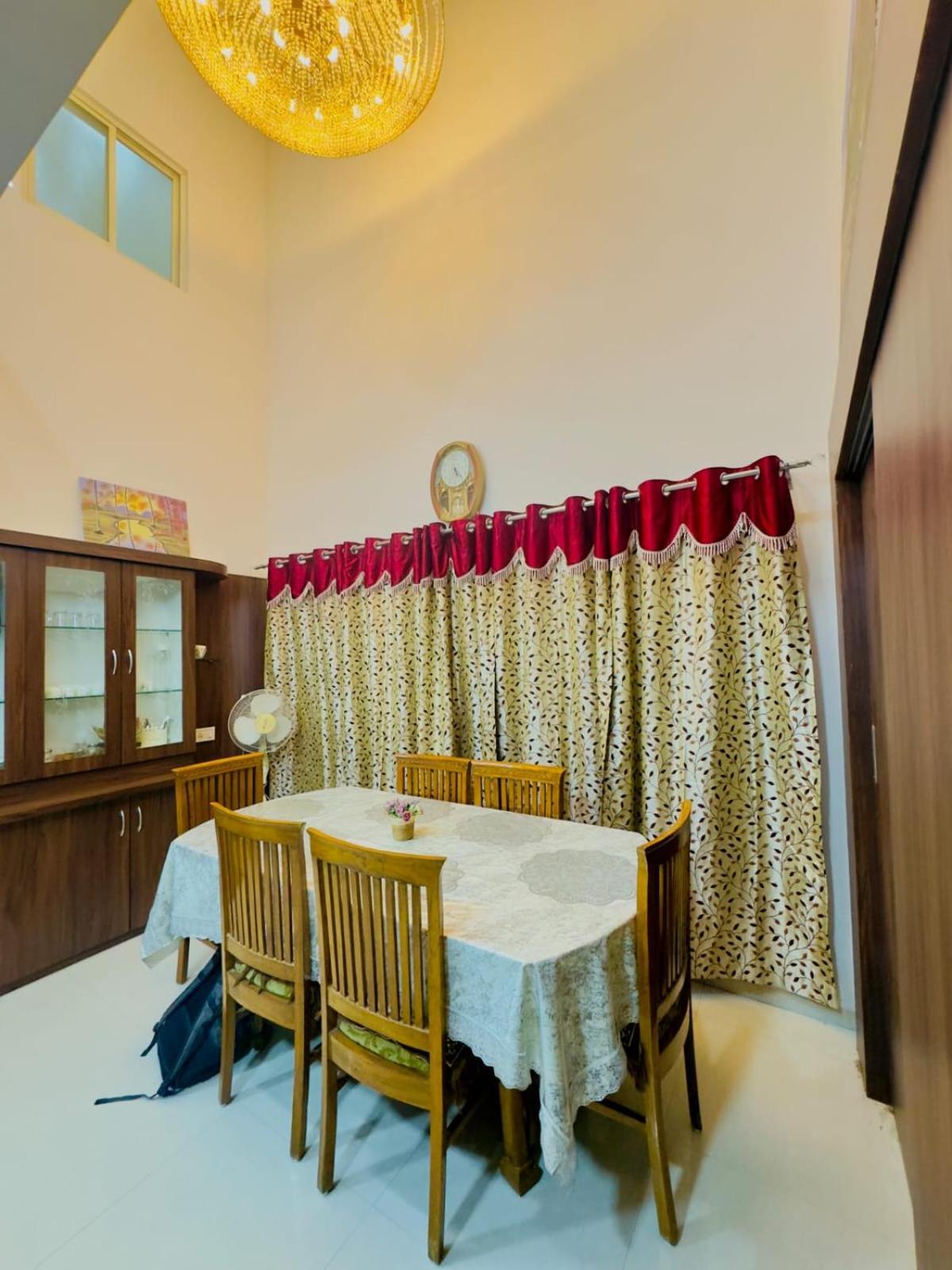 Gulmohar Villa Індаур Екстер'єр фото